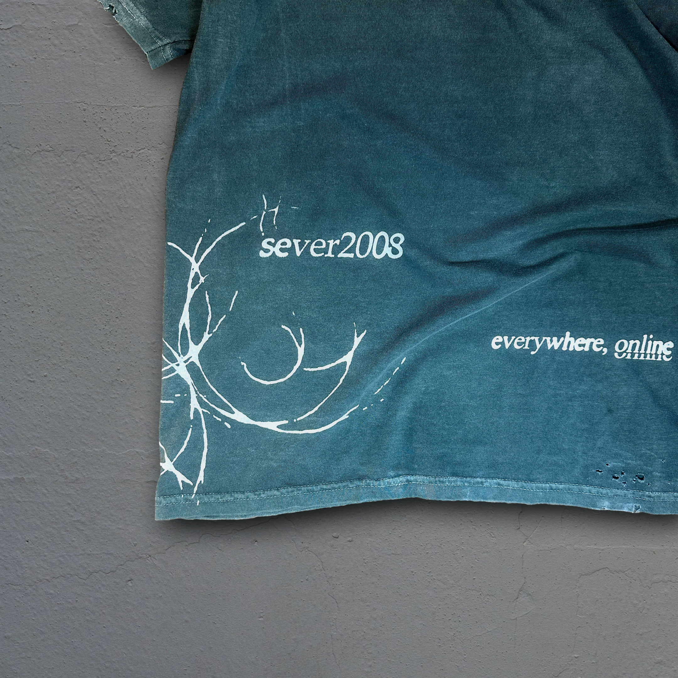"sever2008" Graphic Tee
